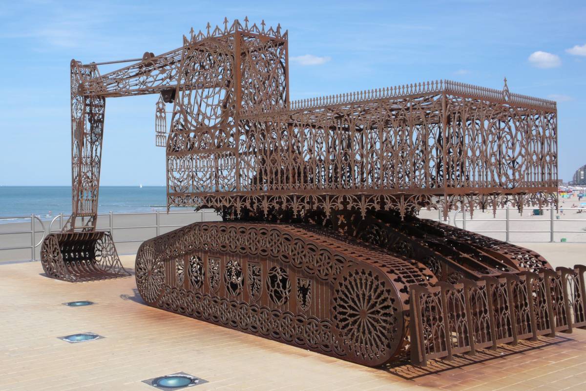 gothic digging machine (wim delvoye, oostende)